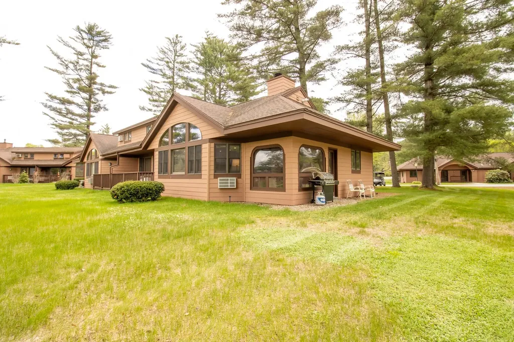 11 Jack O Lantern Drive Woodstock NH 03293