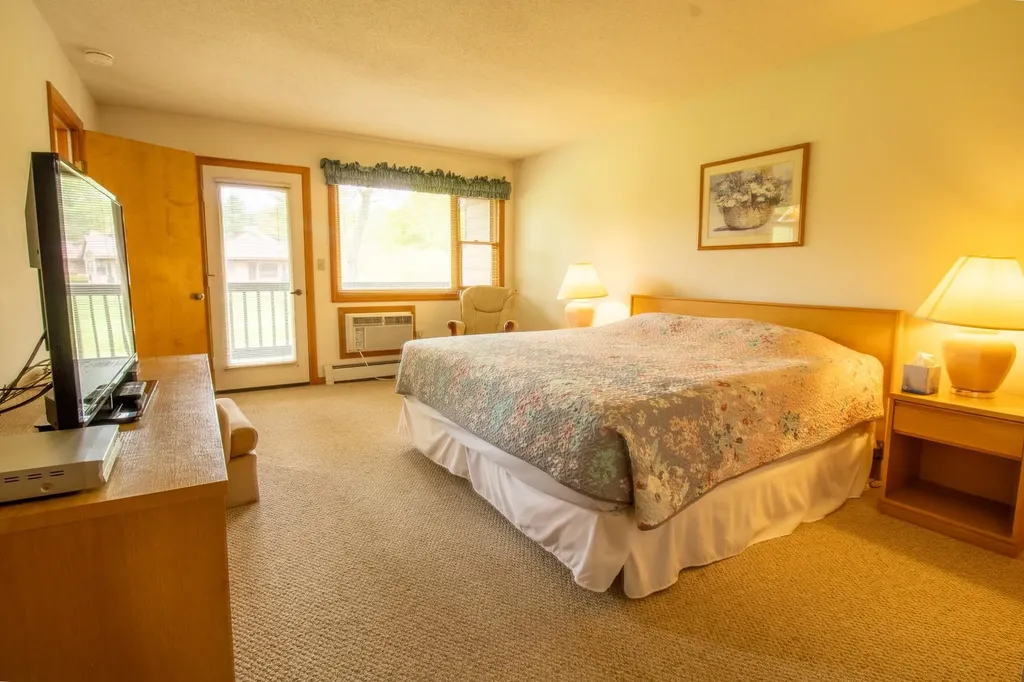 11 Jack O Lantern Drive Woodstock NH 03293