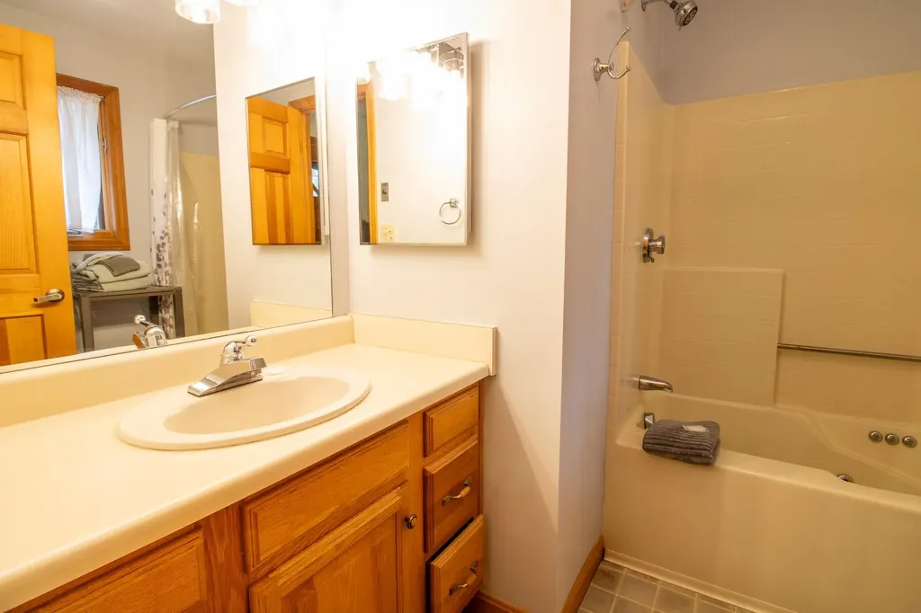 11 Jack O Lantern Drive Woodstock NH 03293