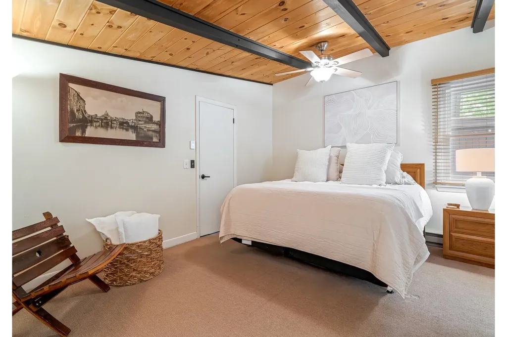 53 Old Barn Road Meredith NH 03253