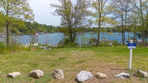 53 Old Barn Road Meredith NH 03253