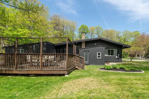 53 Old Barn Road Meredith NH 03253
