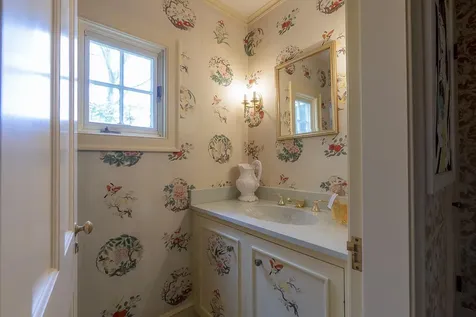 15 Laurel Lane Durham NH 03824