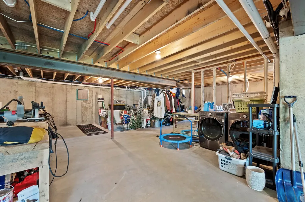 32 David Lewis Road Gilford NH 03249