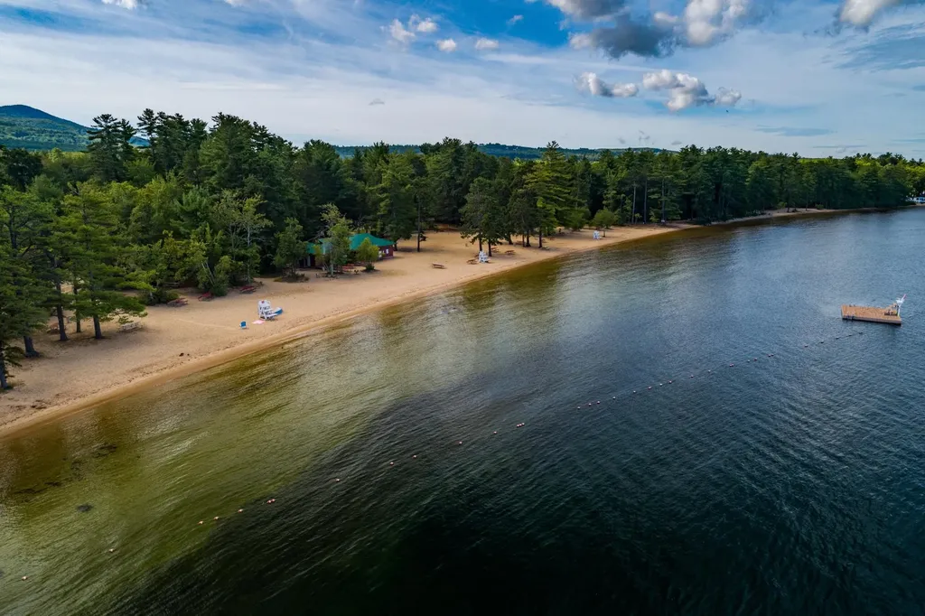 32 David Lewis Road Gilford NH 03249