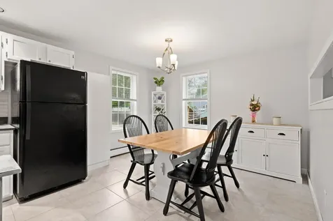 46 Dorothy Drive Epping NH 03042