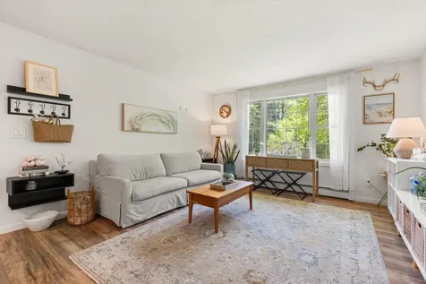 50 Brookside Drive Exeter NH 03833