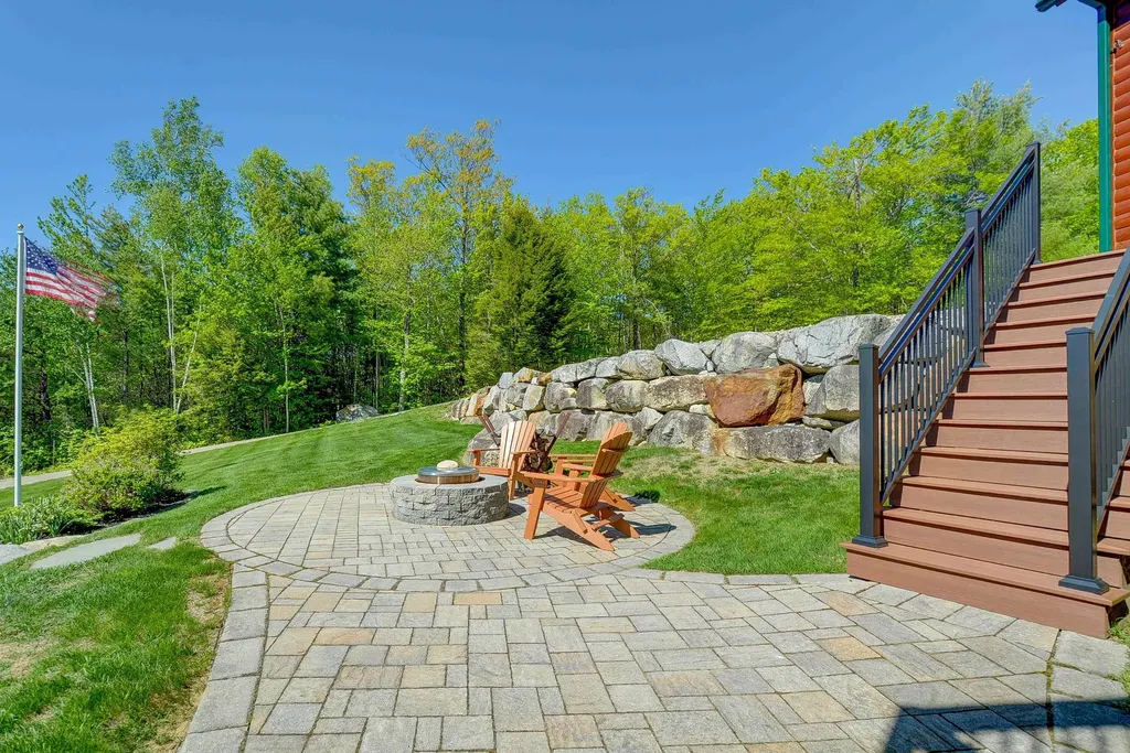 70 Peak Vista Lane Madison NH 03849