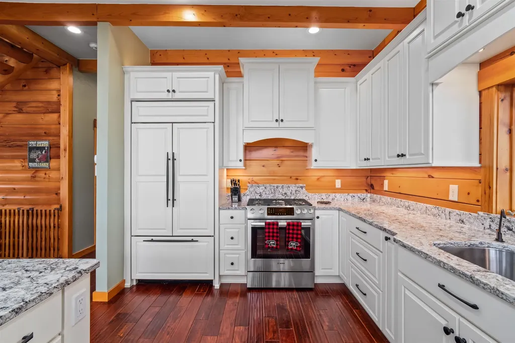 70 Peak Vista Lane Madison NH 03849