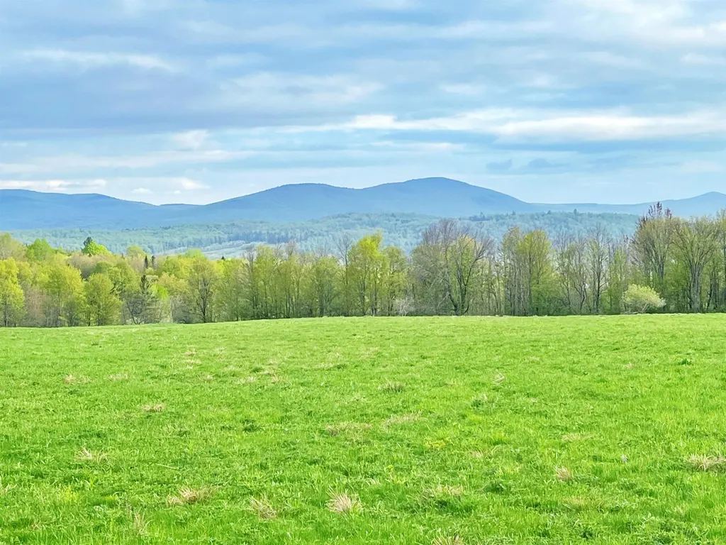 825 Centebar Road Albany VT 05820