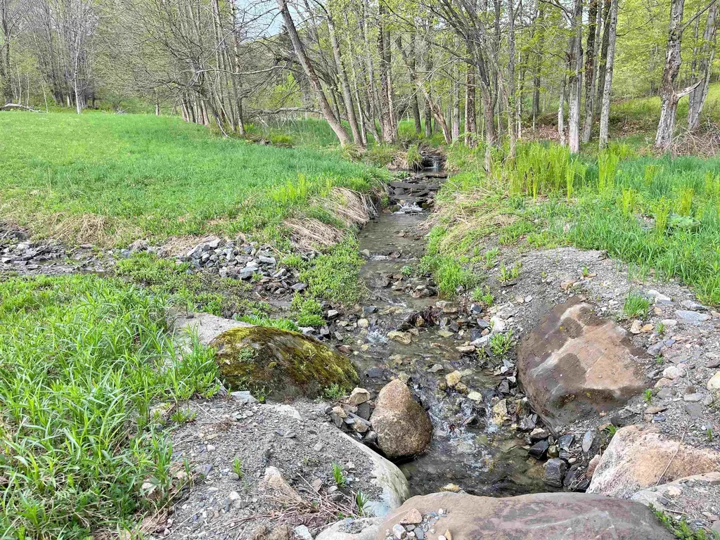 825 Centebar Road Albany VT 05820