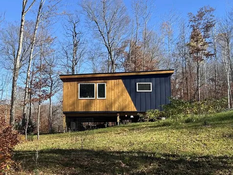 1578 Downer Road Sharon VT 05065-9712