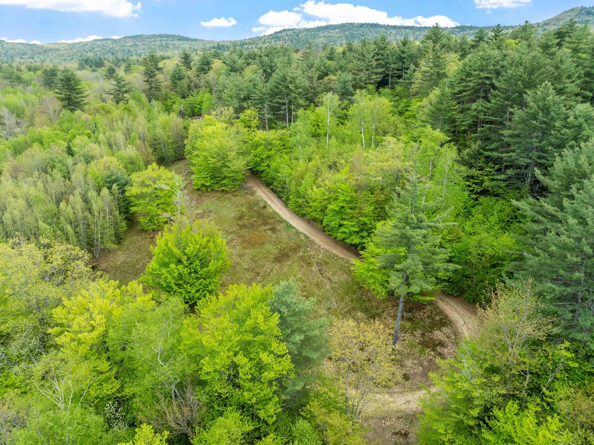 00 Currier Road Hill NH 03243