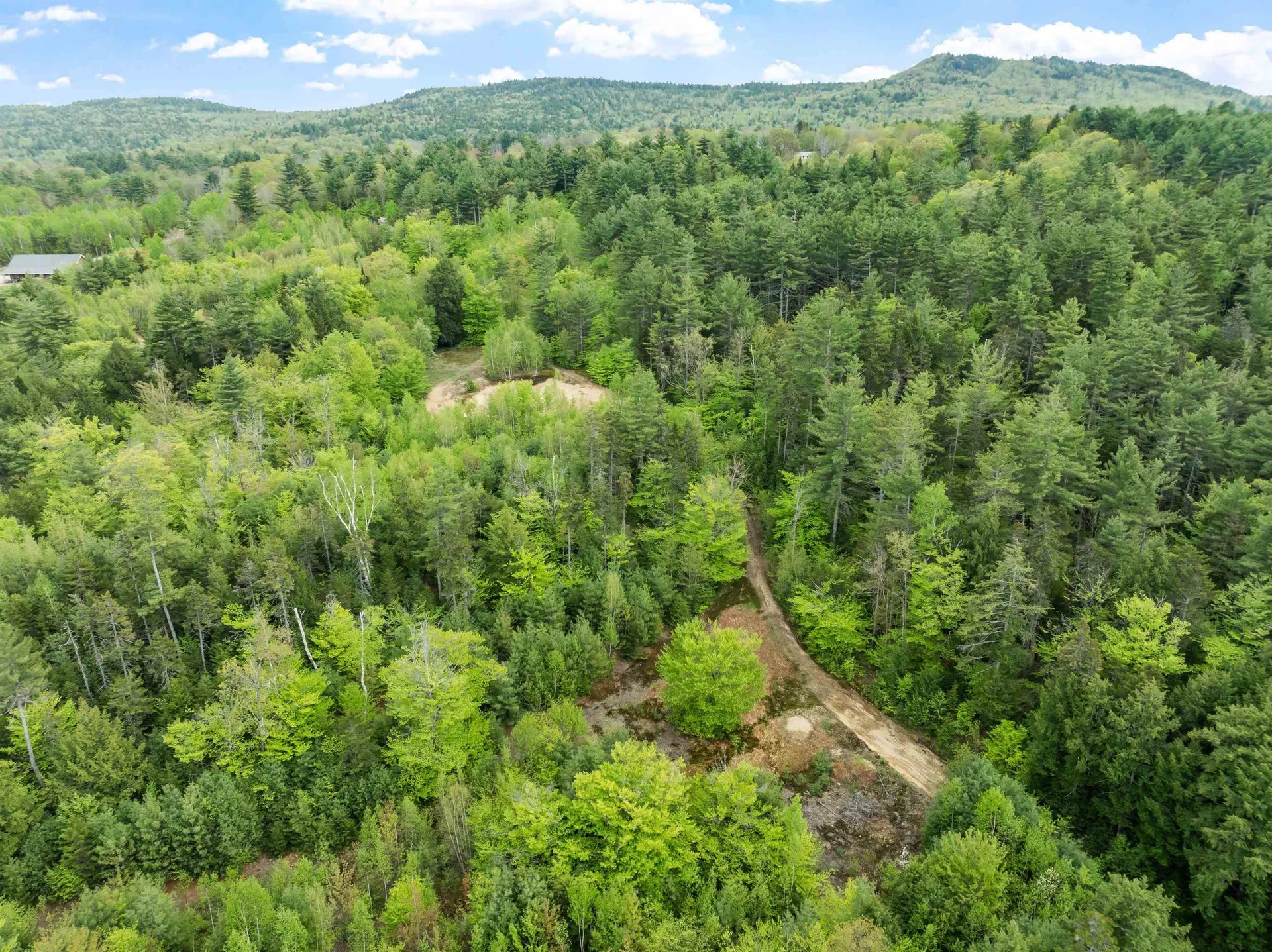 00 Currier Road Hill NH 03243