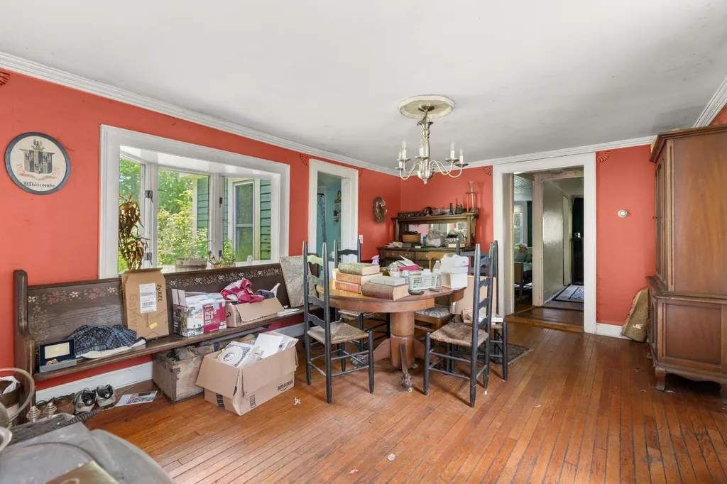 22 Church Street Kingston NH 03848