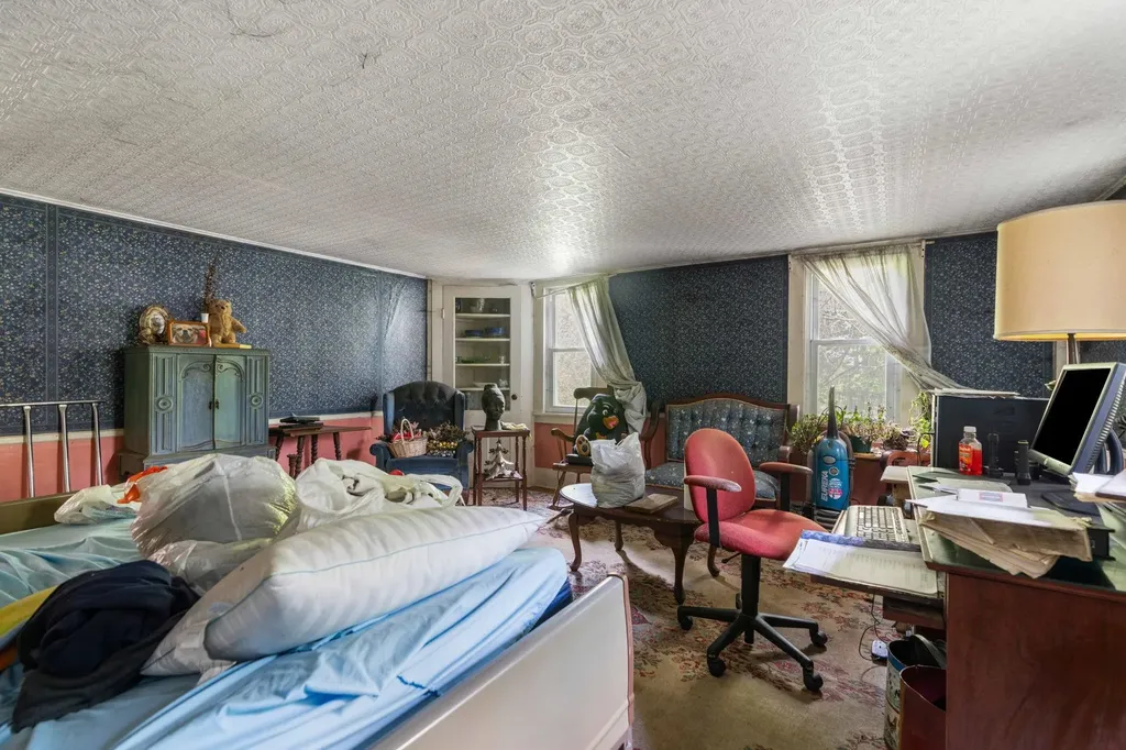 22 Church Street Kingston NH 03848