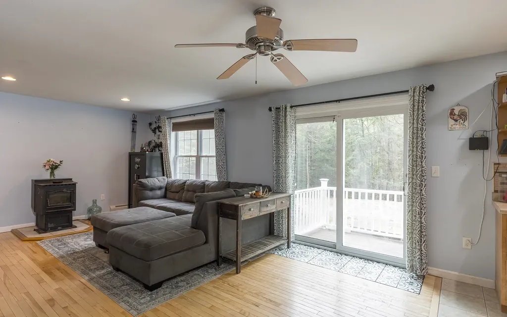 778 Templeton Turnpike Fitzwilliam NH 03447