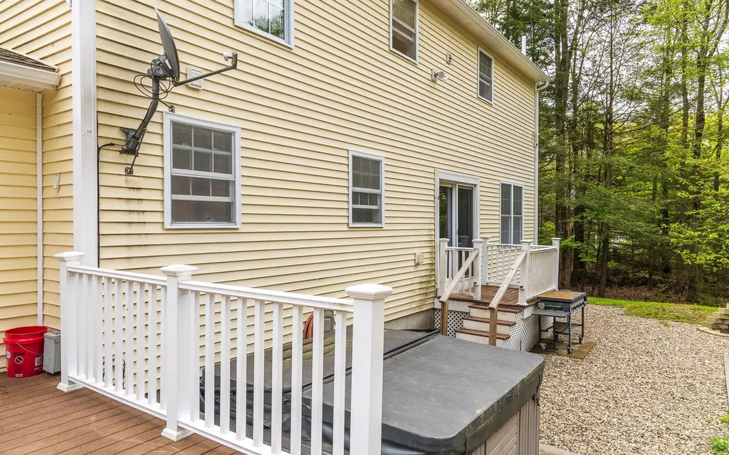 778 Templeton Turnpike Fitzwilliam NH 03447