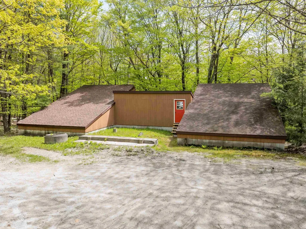 14-28 Sugarhouse Lane Sunapee NH 03782