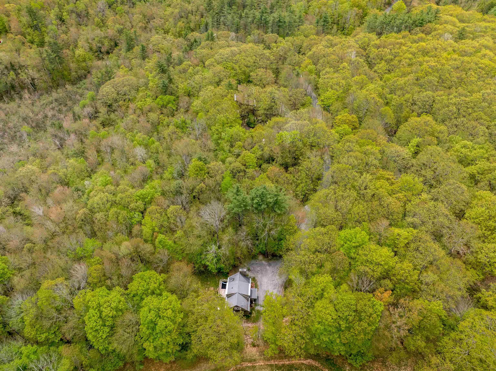 14-28 Sugarhouse Lane Sunapee NH 03782