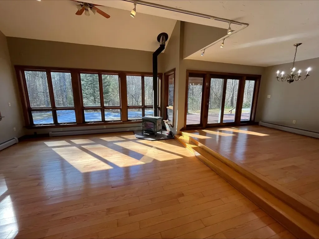 80 Mill Street Conway NH 03813