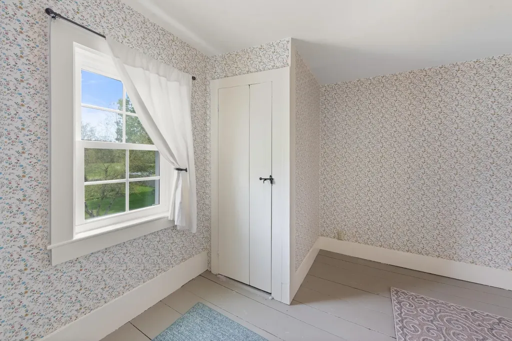 10 North Road Alexandria NH 03222