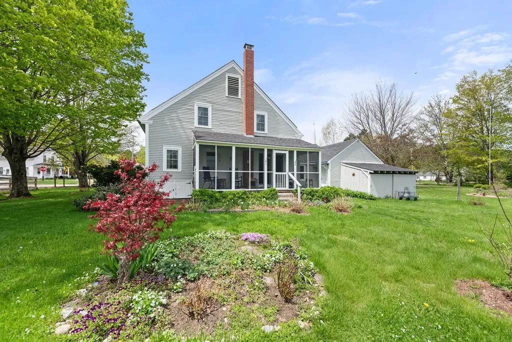 10 North Road Alexandria NH 03222