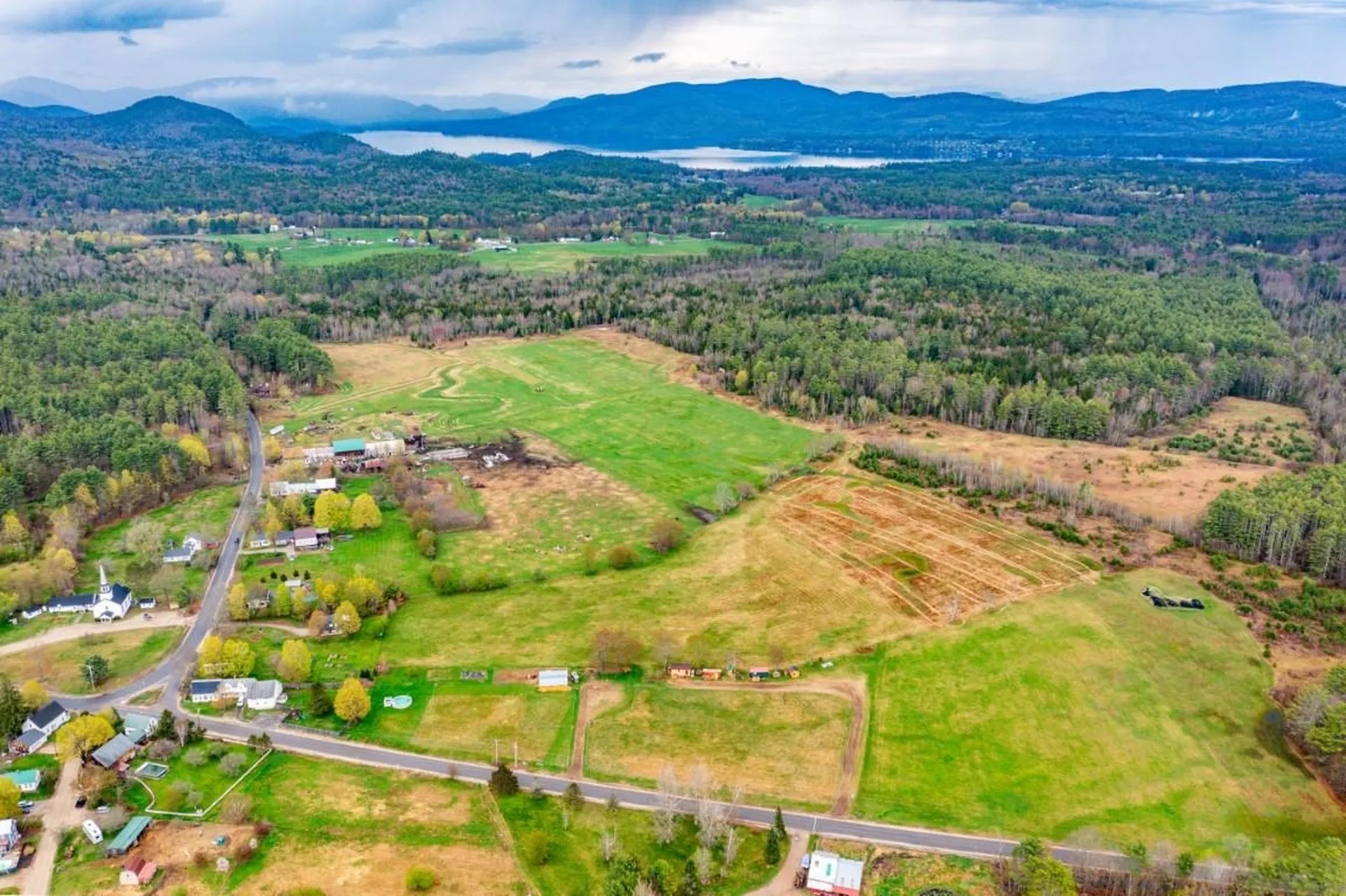 10 North Road Alexandria NH 03222