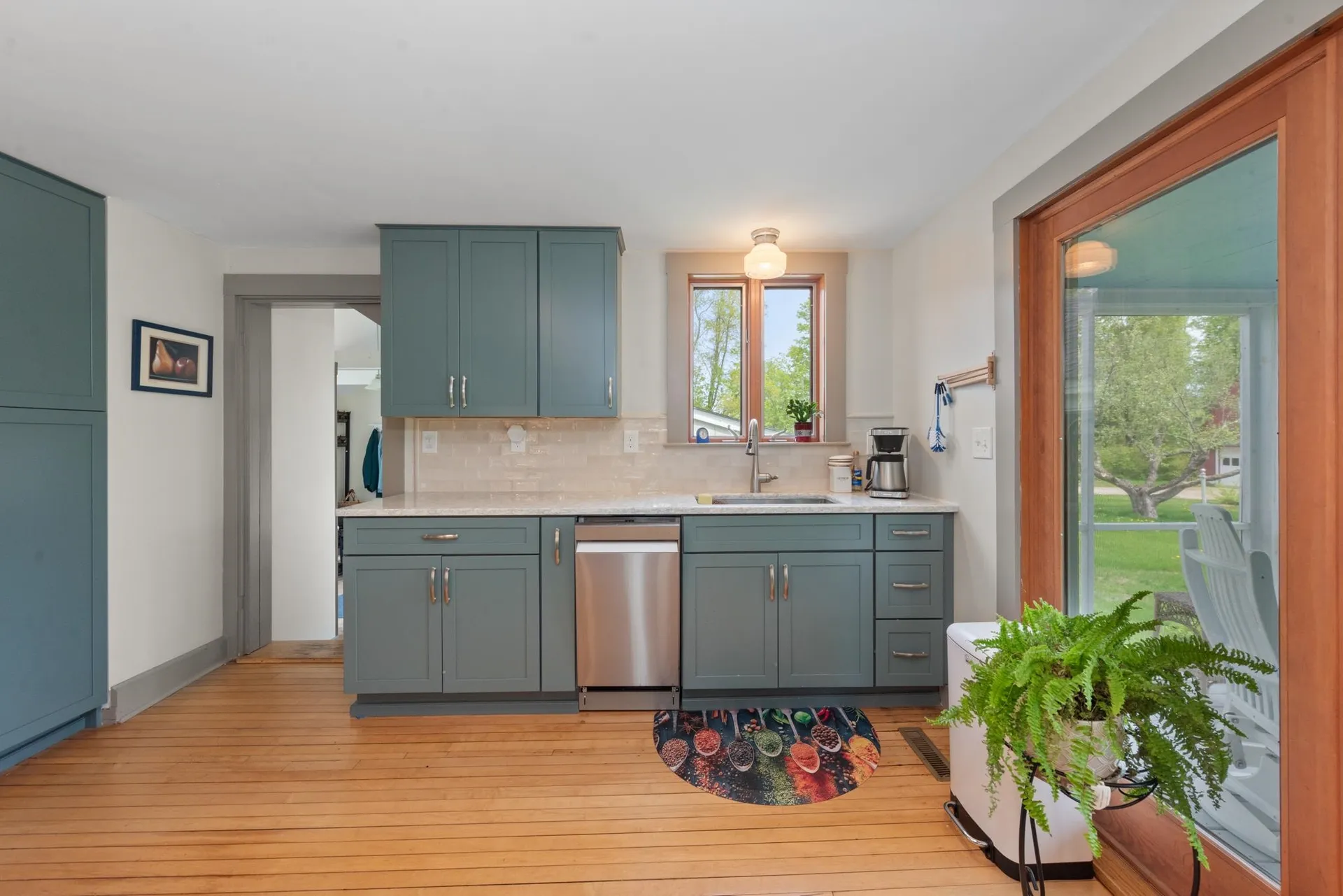 10 North Road Alexandria NH 03222