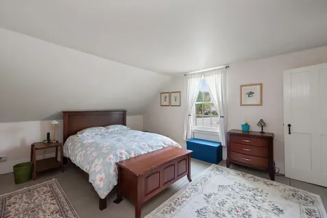 10 North Road Alexandria NH 03222