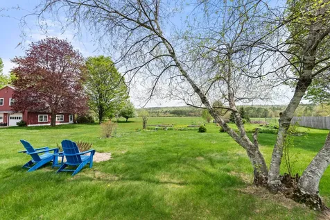 10 North Road Alexandria NH 03222