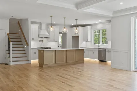 286 South Road Brentwood NH 03833
