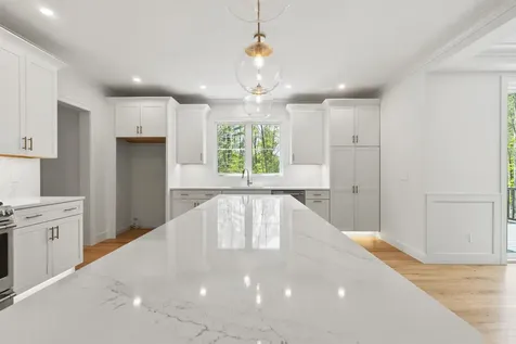 286 South Road Brentwood NH 03833