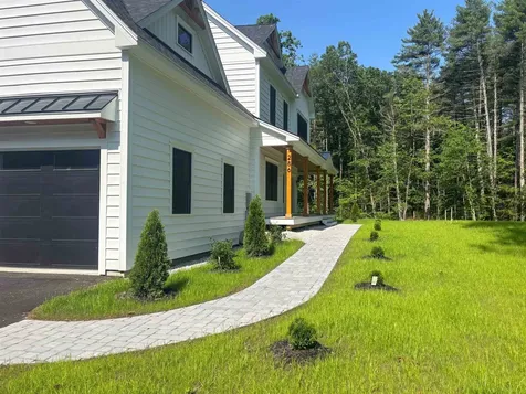 286 South Road Brentwood NH 03833