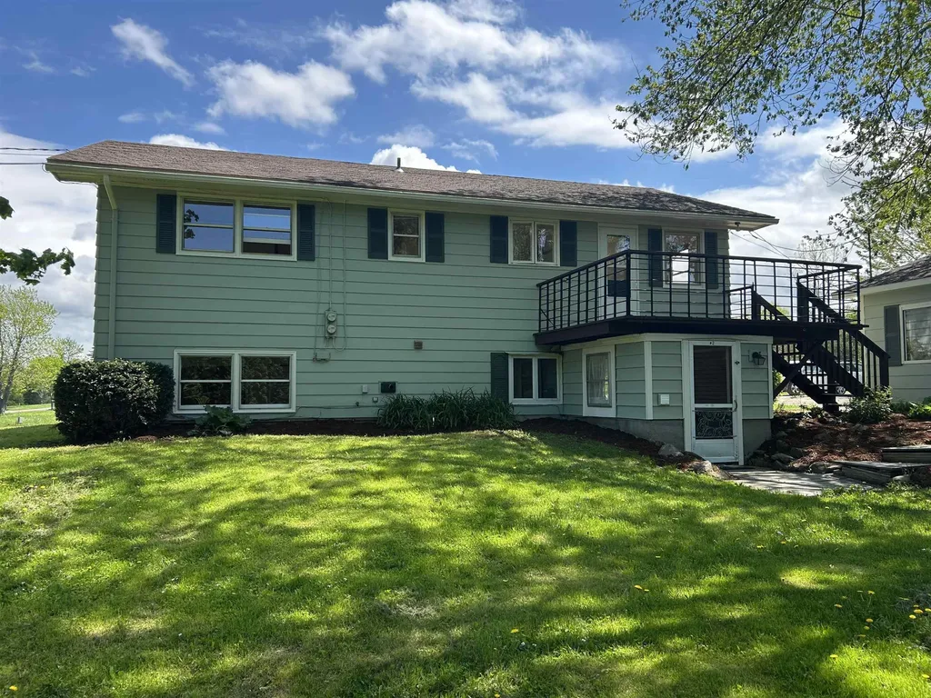 44 Turquoise Road Shelburne VT 05482