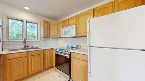 44 Turquoise Road Shelburne VT 05482