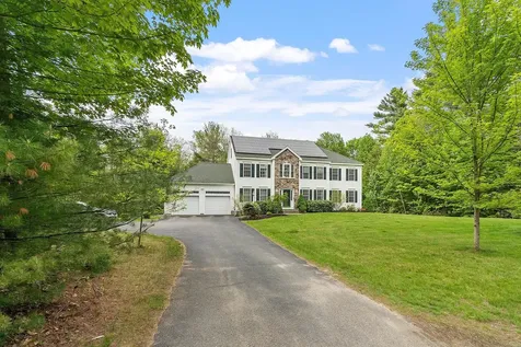 267 South Road Brentwood NH 03833