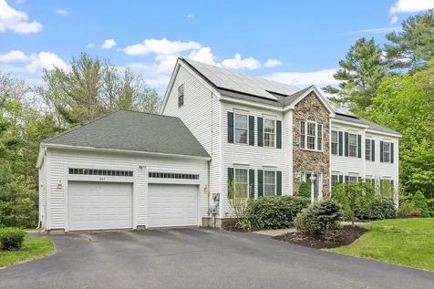 267 South Road Brentwood NH 03833