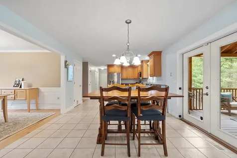 267 South Road Brentwood NH 03833
