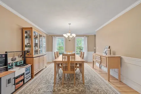 267 South Road Brentwood NH 03833
