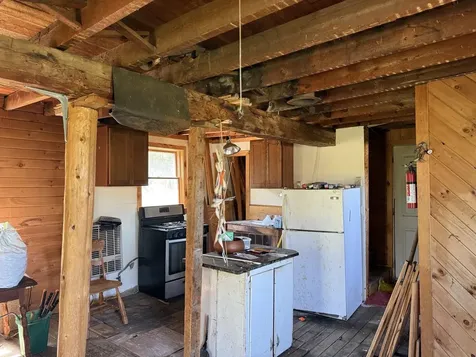 28 Wheeler Road Holland VT 05830