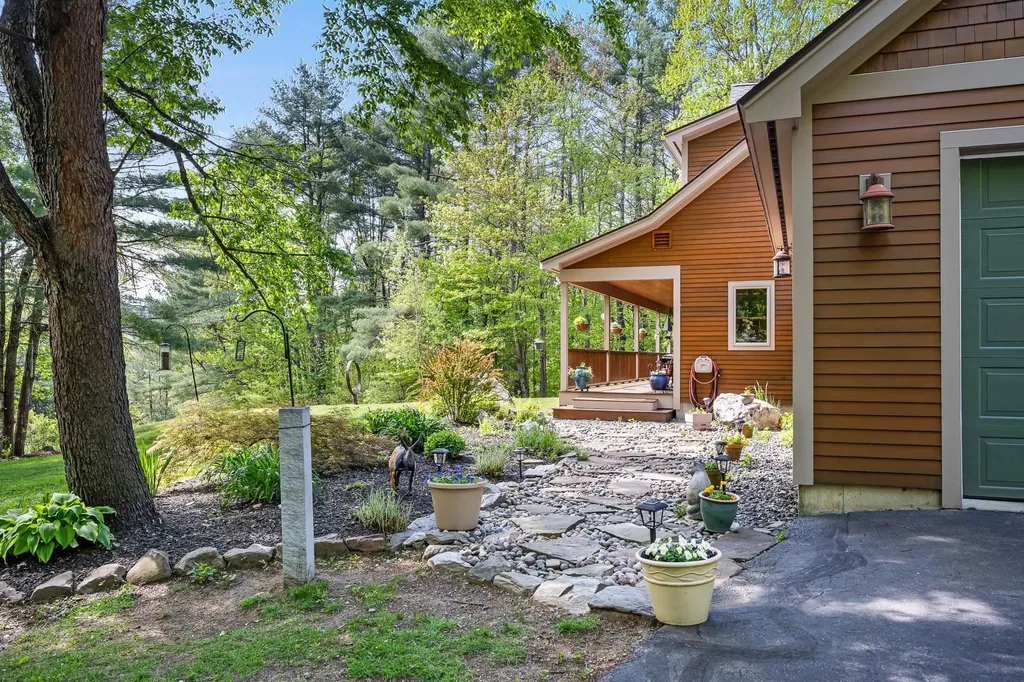 125 Stage Road Chesterfield NH 03466