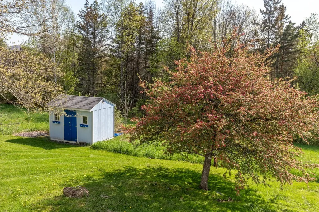 661 Ripley Road Waterbury VT 05677