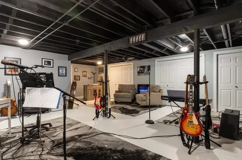 82 Glenbrook Road Castleton VT 05735