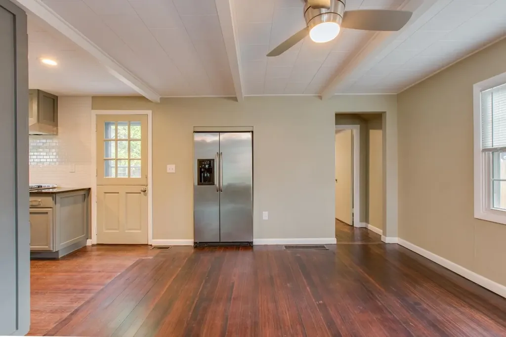 6 Pond Street Nashua NH 03060