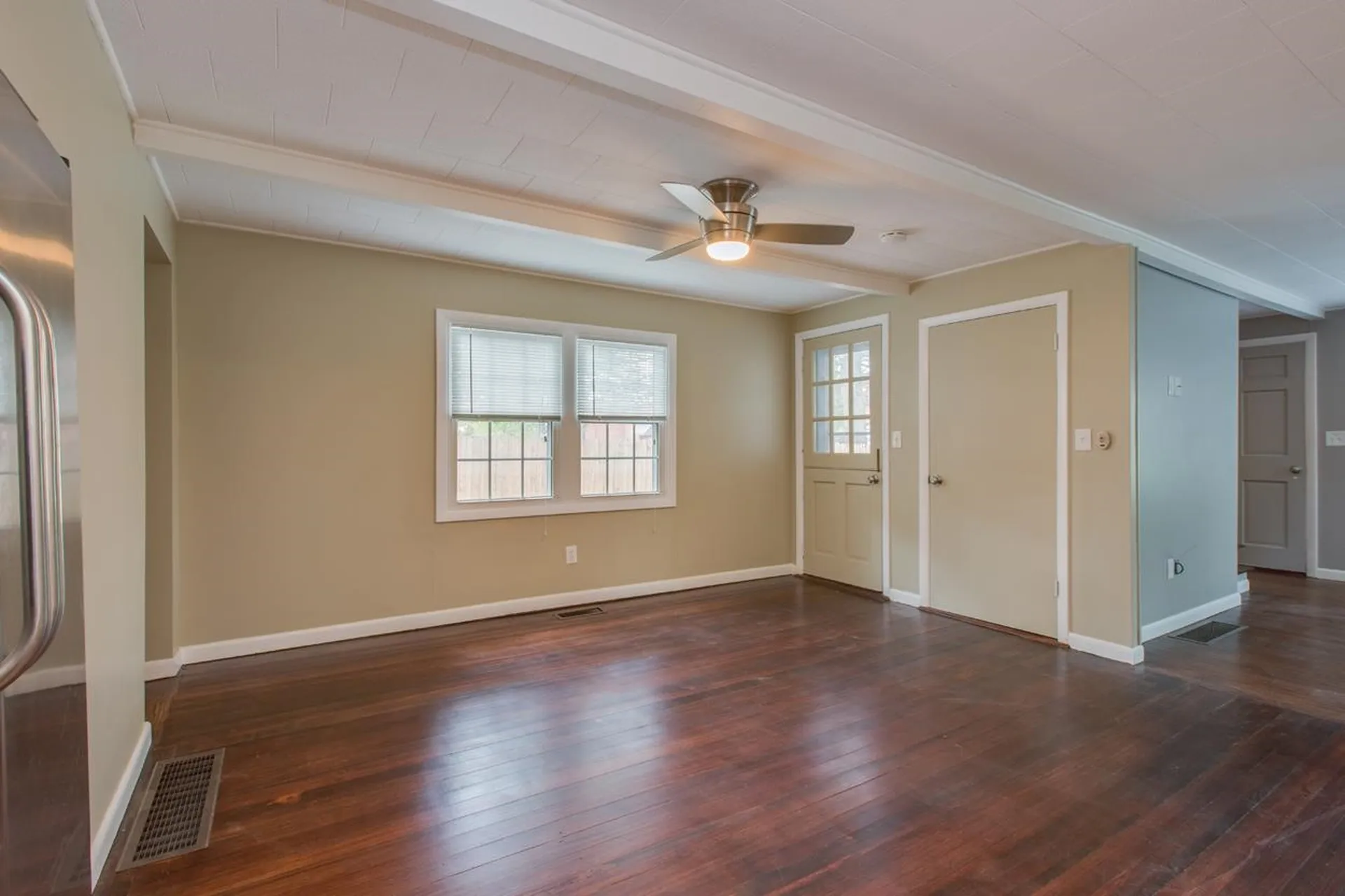 6 Pond Street Nashua NH 03060