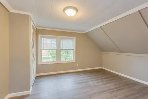 6 Pond Street Nashua NH 03060