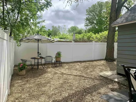 6 Pond Street Nashua NH 03060