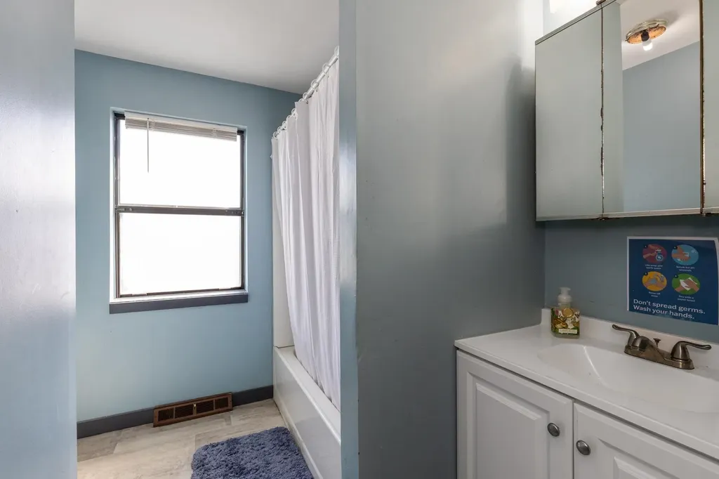 10 Woodbridge Lane Middlebury VT 05753