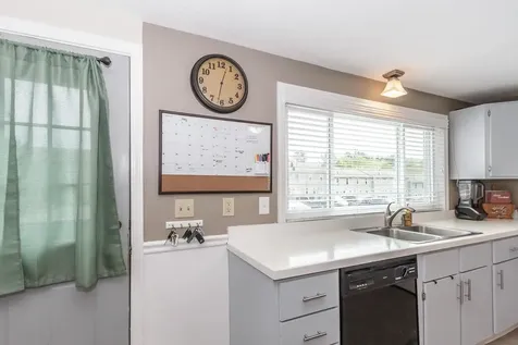 128 Newton Road Plaistow NH 03865